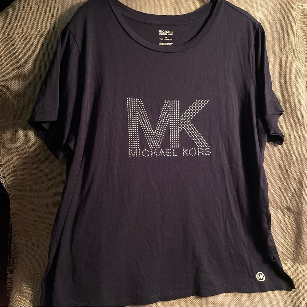 2X Michael Kors Black Top with Metallic MK on front. High end comfortable wear.
